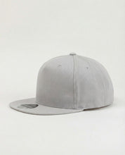 Cap 5 "Snapback"